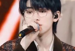 队员爆料宋亚轩视频大全,揭秘偶像背后的真实瞬间