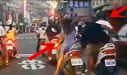 红灯男女在线观看