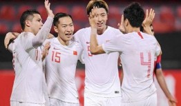 国外足球爆料新闻报道,揭秘球星转会内幕与赛场风云