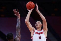 易建联爆料杜峰了吗视频,揭秘篮球圈背后故事