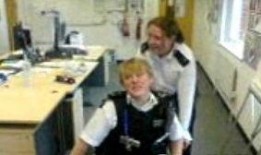 被爆料的女警视频